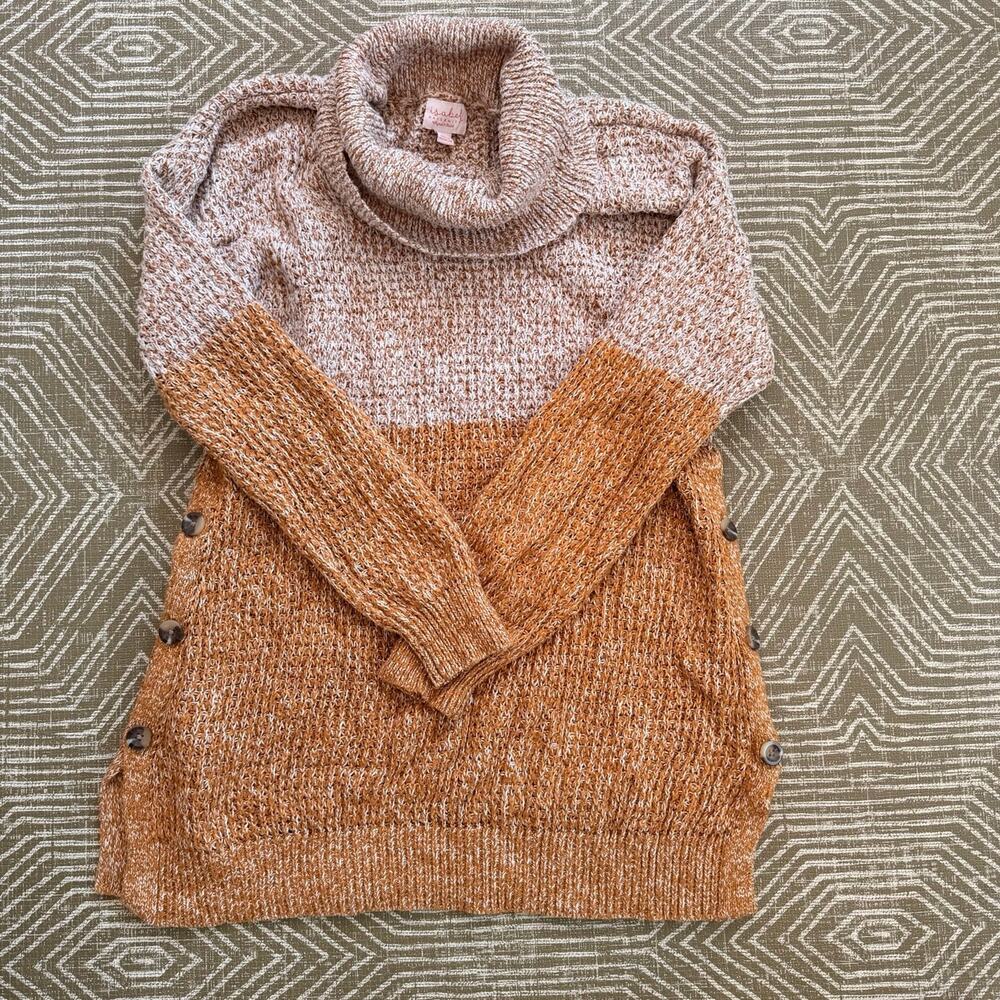 Isabel Maternity Colorblock Turtleneck Sweater Size Large Side Button Knit